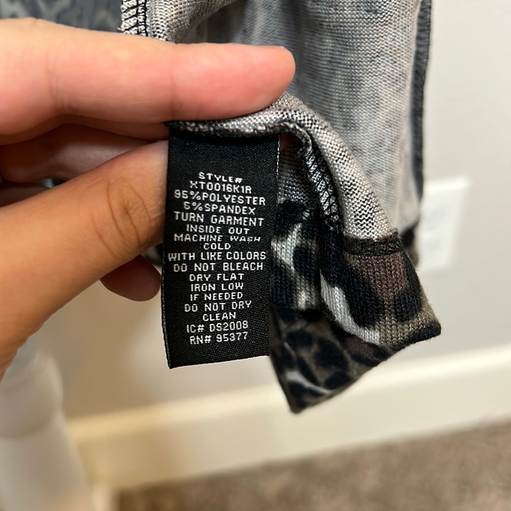 Sanctuary Leopard Print Camp Patch Pocket Knit Ca… - image 6